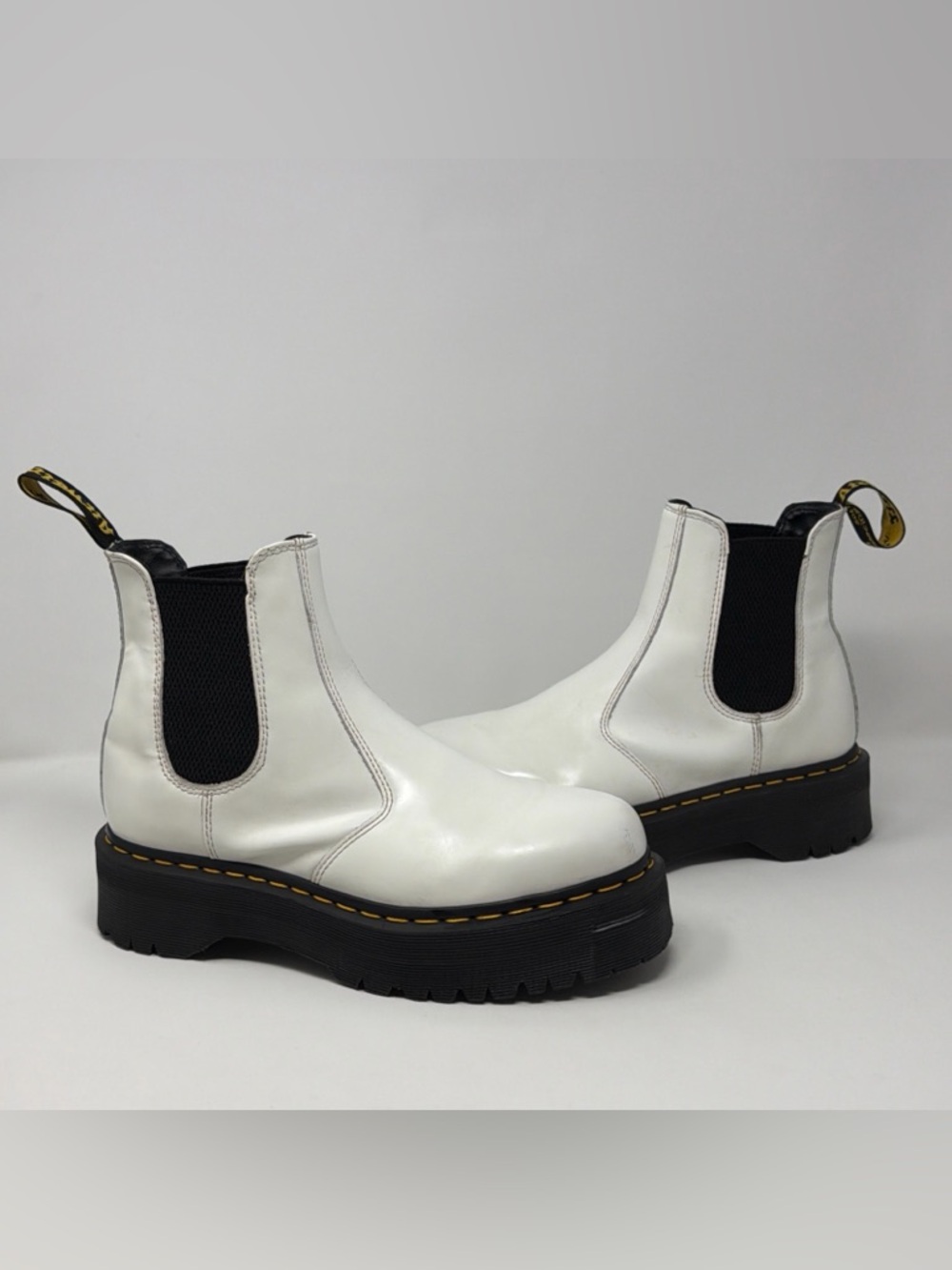 Dr Martens 2976 Womens Size 10 Quad Smooth White Leather Chelsea Platform Boots